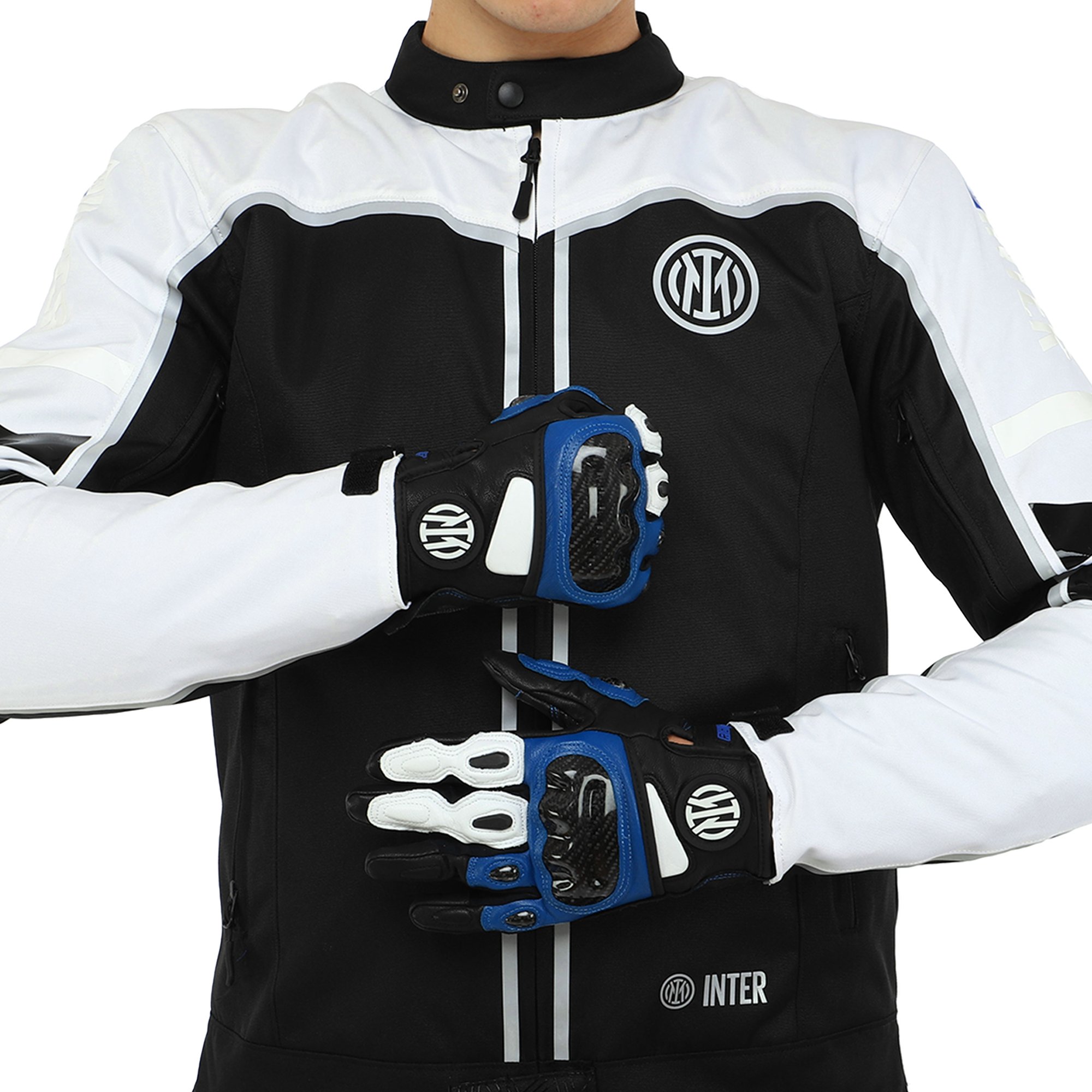 fcb4569d-dd16-11ed-9f51-d45d64415ba4-00000002106
